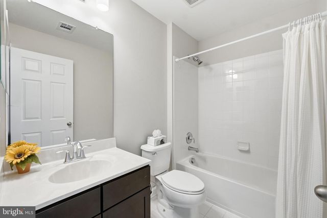 41688 BLUE GRAMA CIR, Aldie, VA 20105