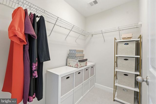 41688 BLUE GRAMA CIR, Aldie, VA 20105