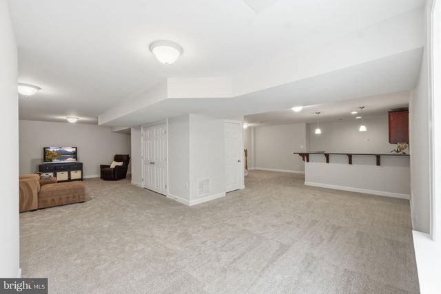 41688 BLUE GRAMA CIR, Aldie, VA 20105