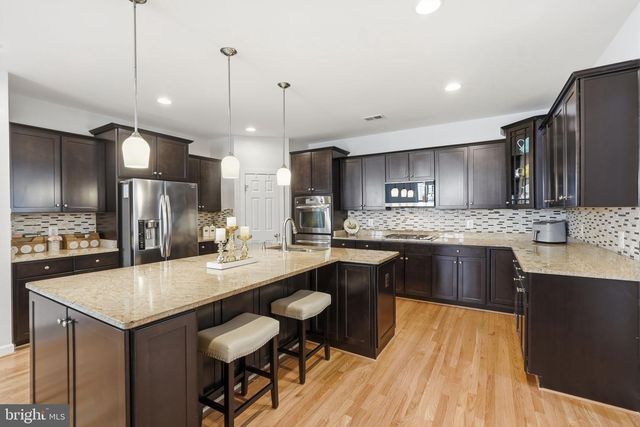41688 BLUE GRAMA CIR, Aldie, VA 20105