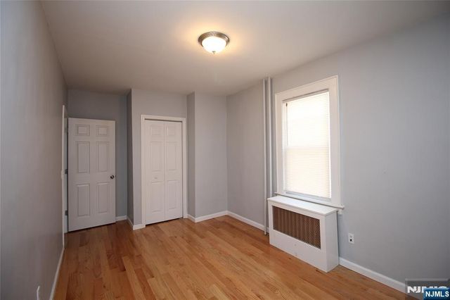 222 Irving Place 4, Lyndhurst, NJ 07071