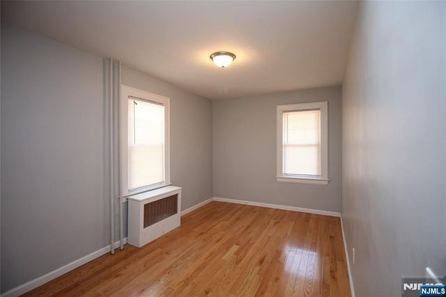 222 Irving Place 4, Lyndhurst, NJ 07071