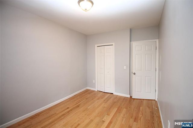 222 Irving Place 4, Lyndhurst, NJ 07071