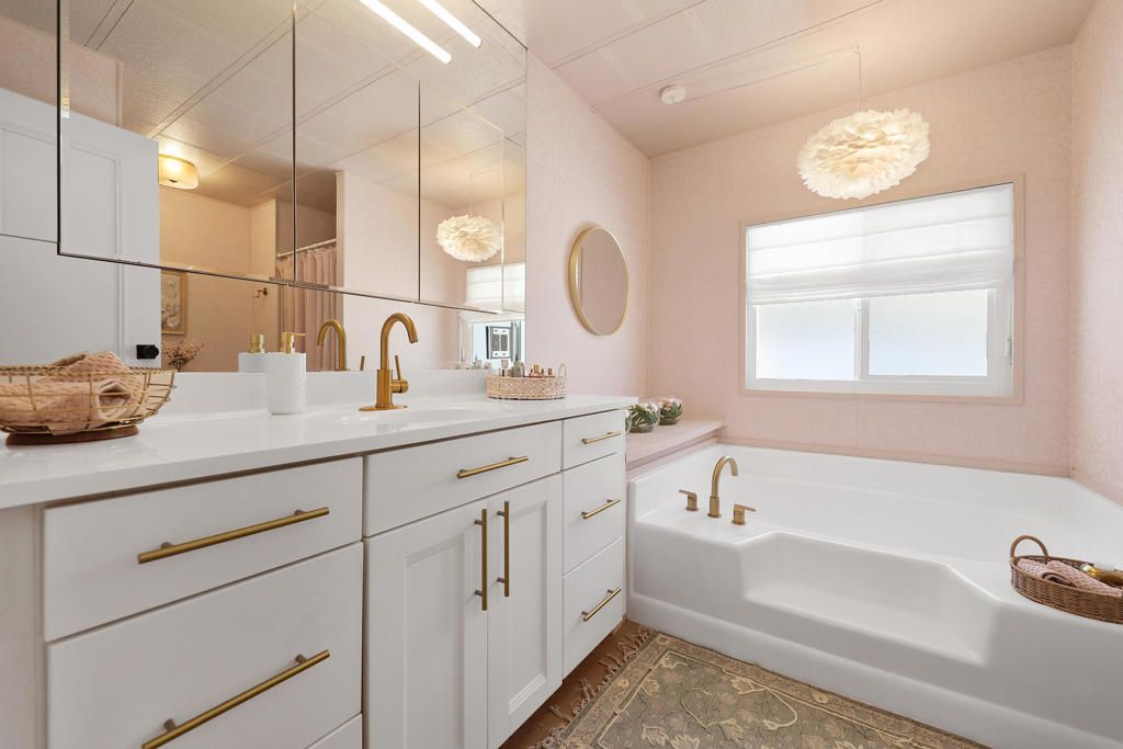 Image 13 of property listing at 49305 Highway 74 86, Palm Desert, CA 92260