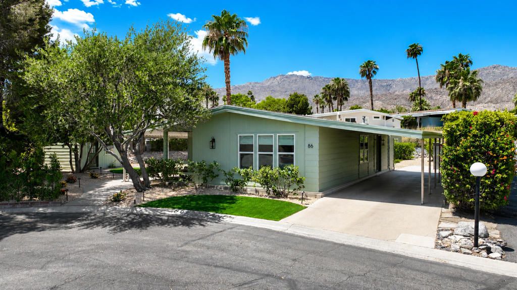 Image 2 of property listing at 49305 Highway 74 86, Palm Desert, CA 92260