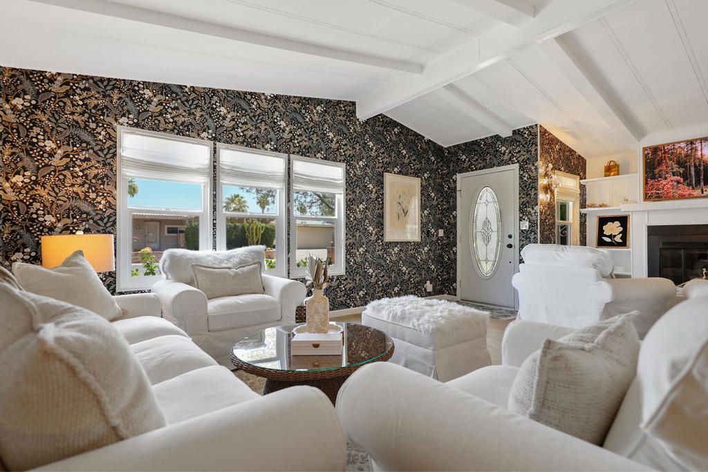 Image 6 of property listing at 49305 Highway 74 86, Palm Desert, CA 92260