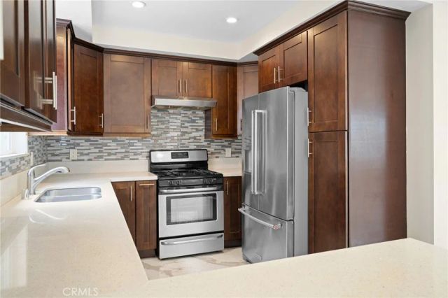 532 W Harvard St, Glendale, CA 91204