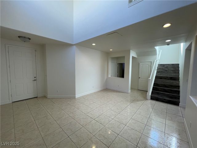 783 CREST VALLEY Place, Henderson, NV 89011