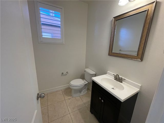 783 CREST VALLEY Place, Henderson, NV 89011