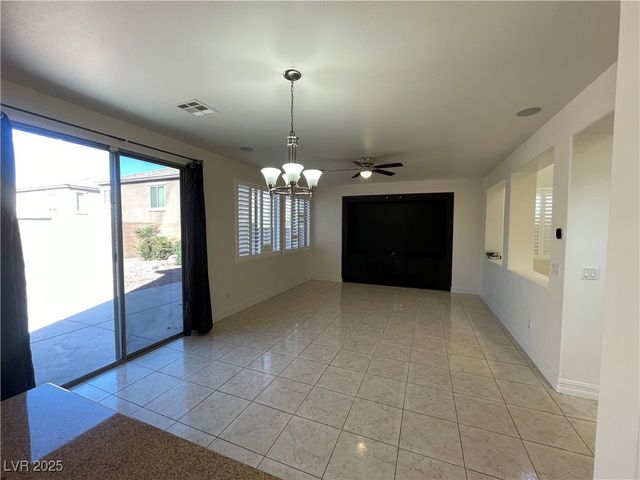 783 CREST VALLEY Place, Henderson, NV 89011