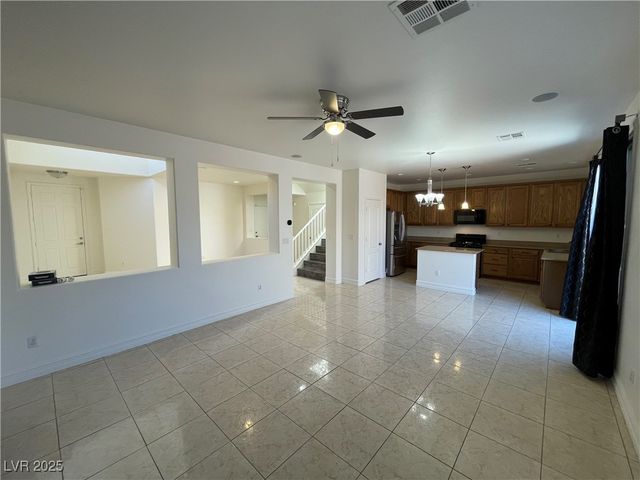 783 CREST VALLEY Place, Henderson, NV 89011