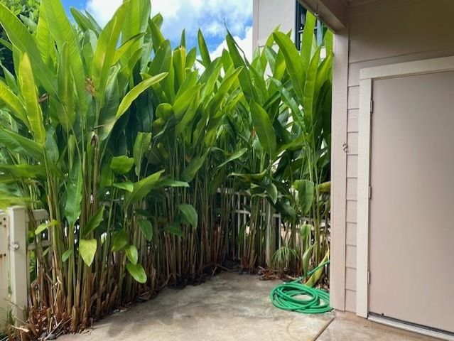 32 Polohina Ln Ln # 4, Lahaina, HI 96761