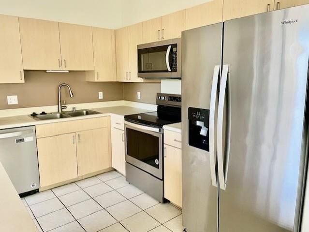 32 Polohina Ln Ln # 4, Lahaina, HI 96761