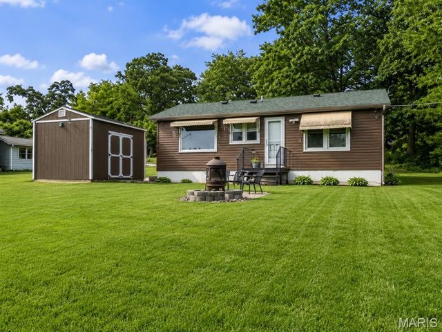 11767 Ware Lake Road, Dittmer, MO 63023