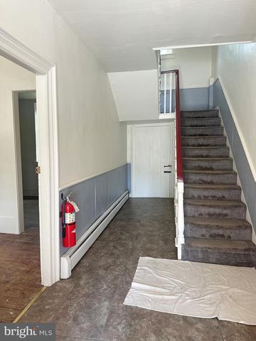 3196 MAIN ST, Sumneytown, PA 18084