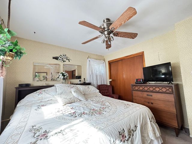 38 Arbor Avenue, Naugatuck, CT 06770