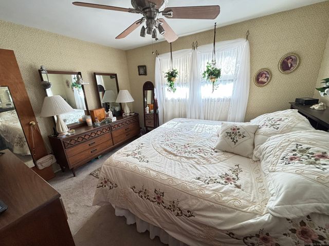 38 Arbor Avenue, Naugatuck, CT 06770