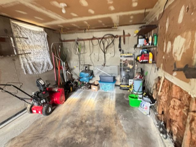 38 Arbor Avenue, Naugatuck, CT 06770