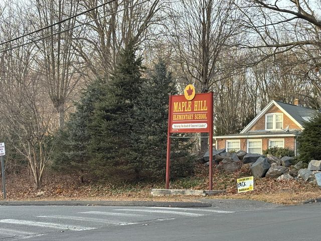 38 Arbor Avenue, Naugatuck, CT 06770