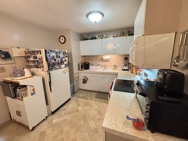 38 Arbor Avenue, Naugatuck, CT 06770