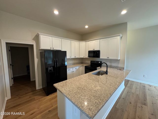325 Mulholland Lane, Duson, LA 70529