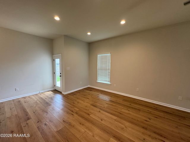 325 Mulholland Lane, Duson, LA 70529