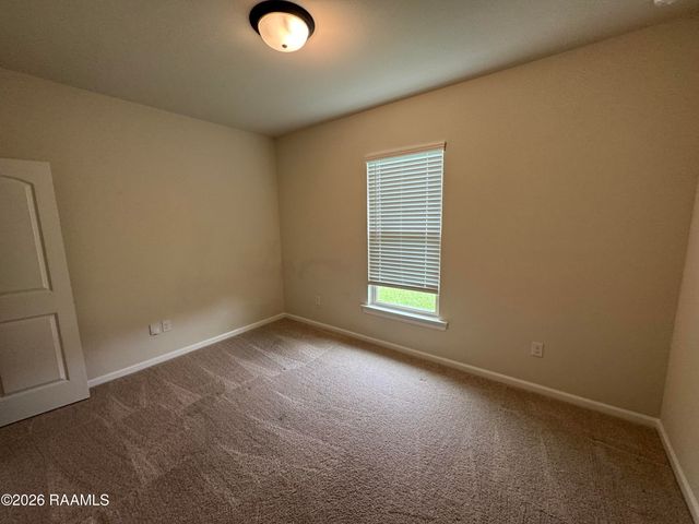 325 Mulholland Lane, Duson, LA 70529
