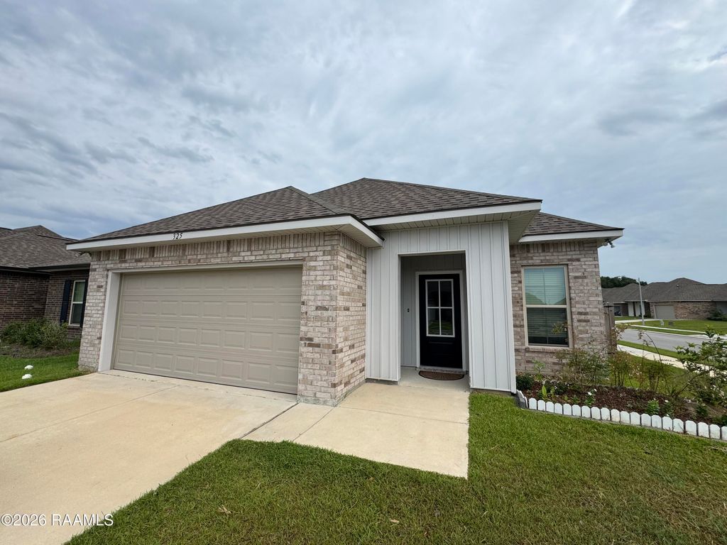 325 Mulholland Lane, Duson, LA 70529