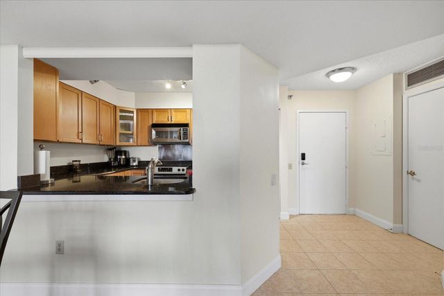 2333 FEATHER SOUND DRIVE B603, Clearwater, FL 33762