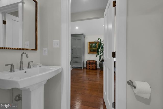 3913 RHODE HARBOR RD, Edgewater, MD 21037