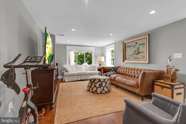 3913 RHODE HARBOR RD, Edgewater, MD 21037