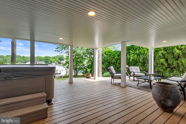 3913 RHODE HARBOR RD, Edgewater, MD 21037