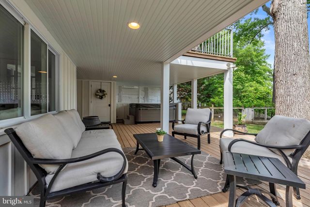 3913 RHODE HARBOR RD, Edgewater, MD 21037