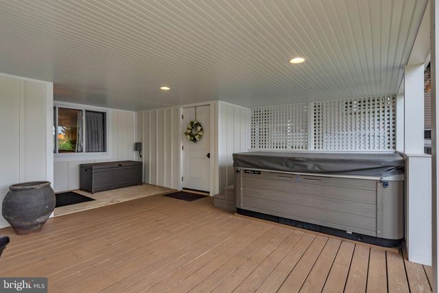 3913 RHODE HARBOR RD, Edgewater, MD 21037
