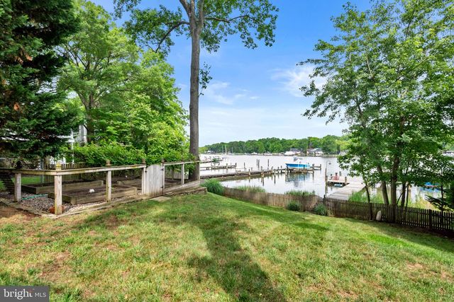 3913 RHODE HARBOR RD, Edgewater, MD 21037