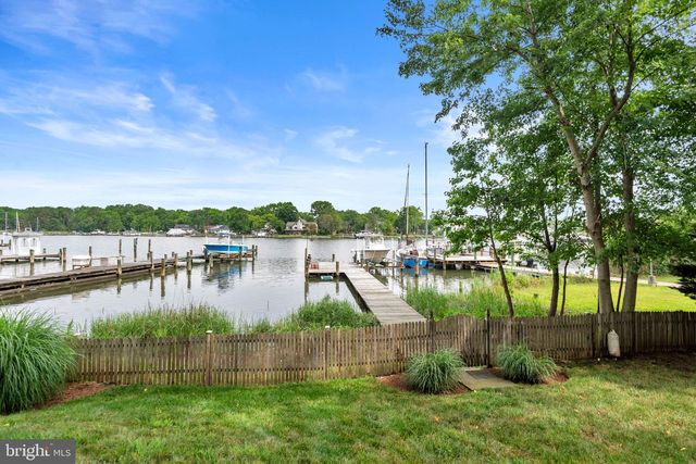 3913 RHODE HARBOR RD, Edgewater, MD 21037