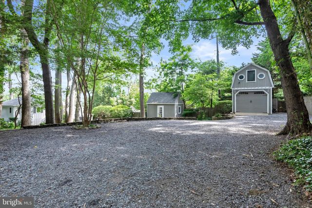 3913 RHODE HARBOR RD, Edgewater, MD 21037