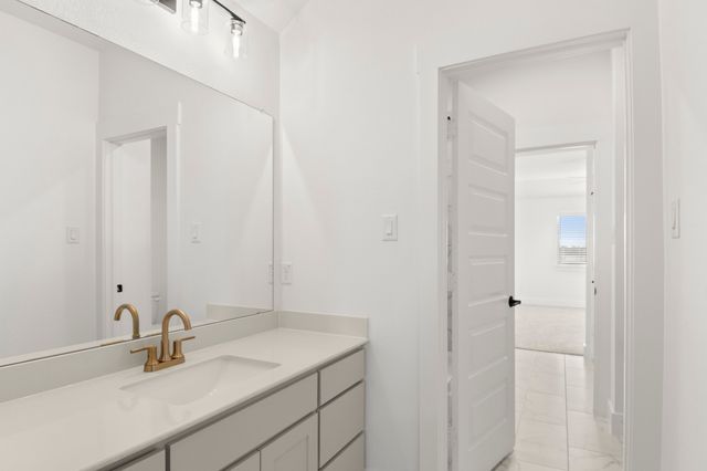 1421 Promised Land Road, Hewitt, TX 76643