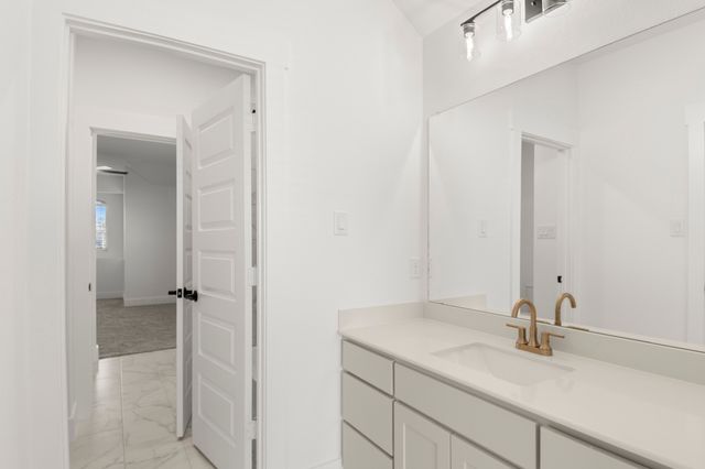 1421 Promised Land Road, Hewitt, TX 76643