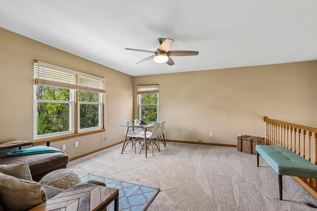 1900 Wexford LANE, Waukesha, WI 53186