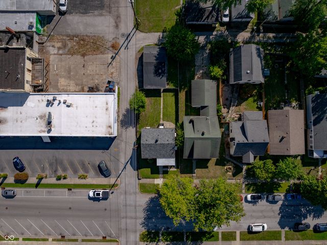 51 S 5th Avenue, Beech Grove, IN 46107