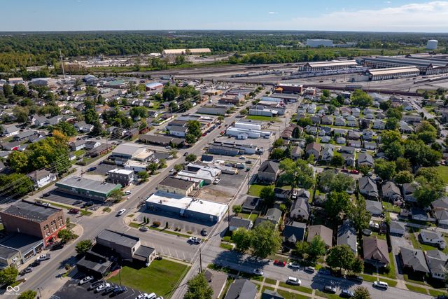 51 S 5th Avenue, Beech Grove, IN 46107