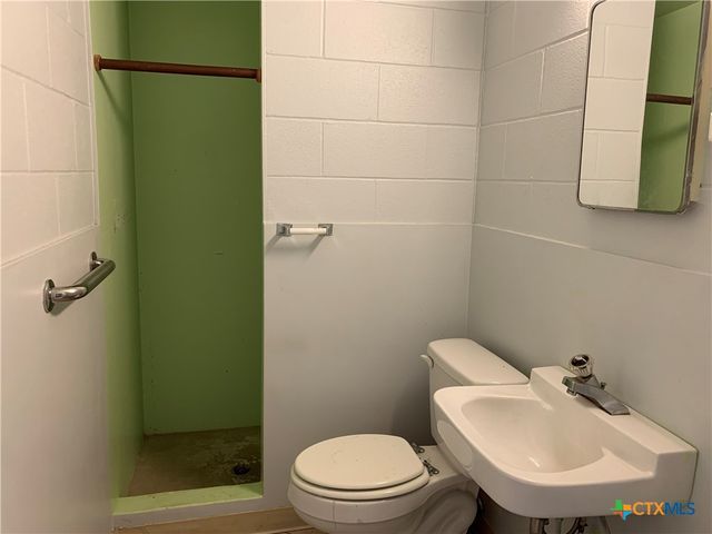 16870 N Highway 123, San Marcos, TX 78666