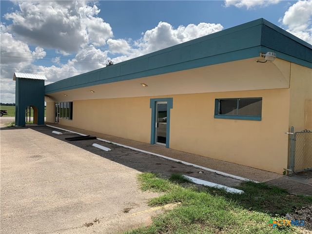 16870 N Highway 123, San Marcos, TX 78666