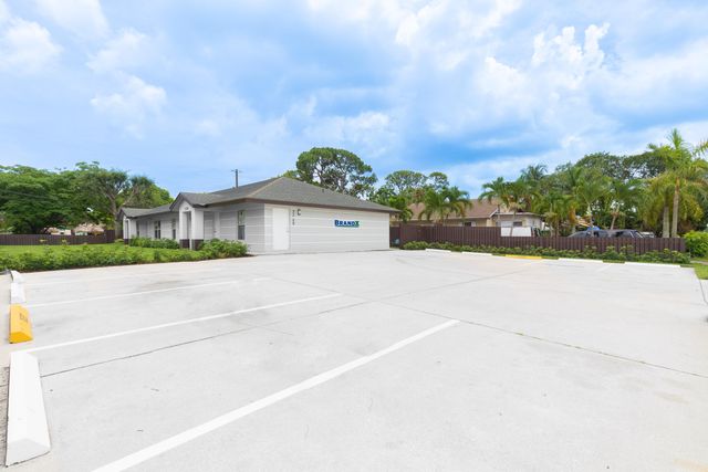 3260 Hi Street B, Lake Worth Beach, FL 33461