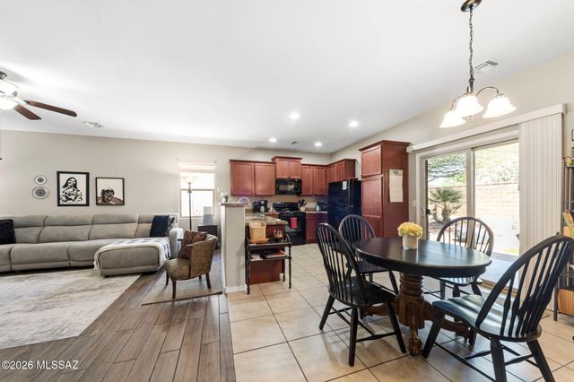 11398 W Fire Art Drive, Marana, AZ 85658