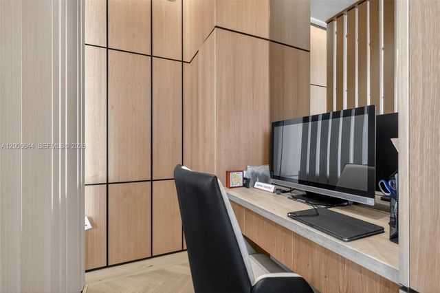 4100 Island Blvd 904, Aventura, FL 33160