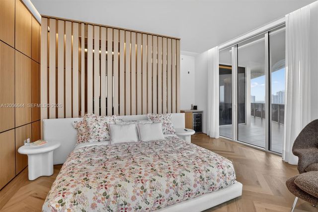 4100 Island Blvd 904, Aventura, FL 33160