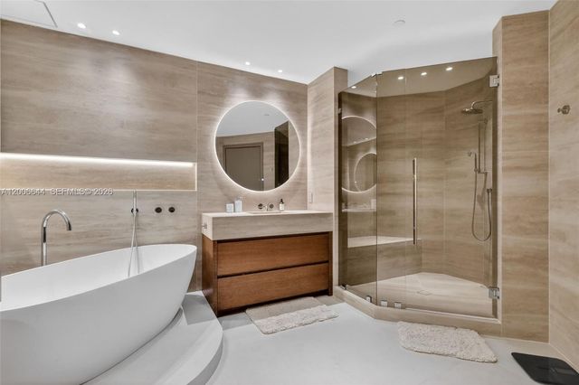 4100 Island Blvd 904, Aventura, FL 33160