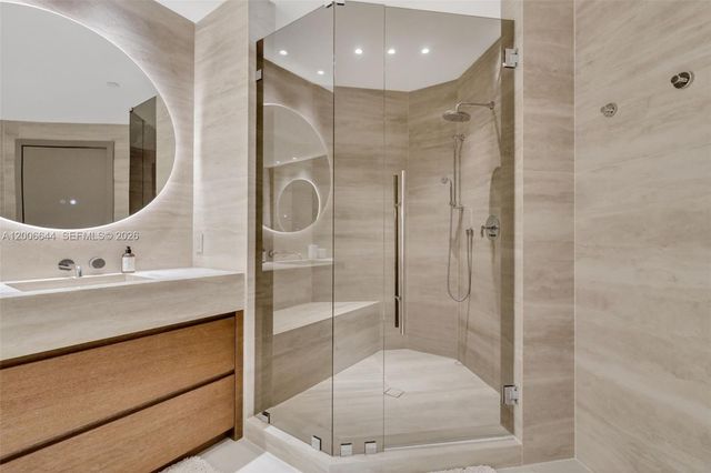 4100 Island Blvd 904, Aventura, FL 33160